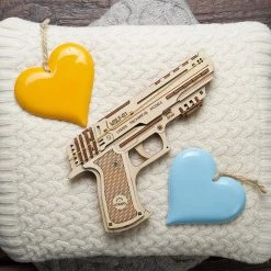 UGears Wolf‐01 Handgun 13+ Years